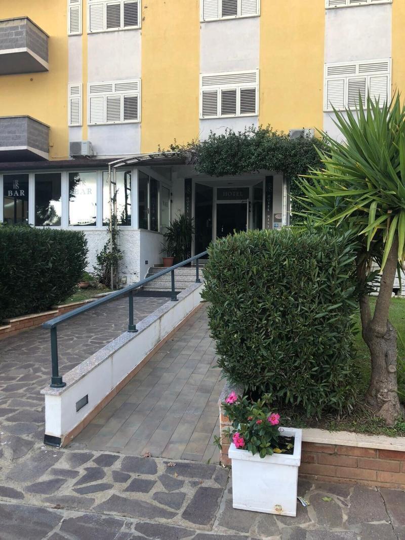 Hotel Sabatino Follonica Kültér fotó